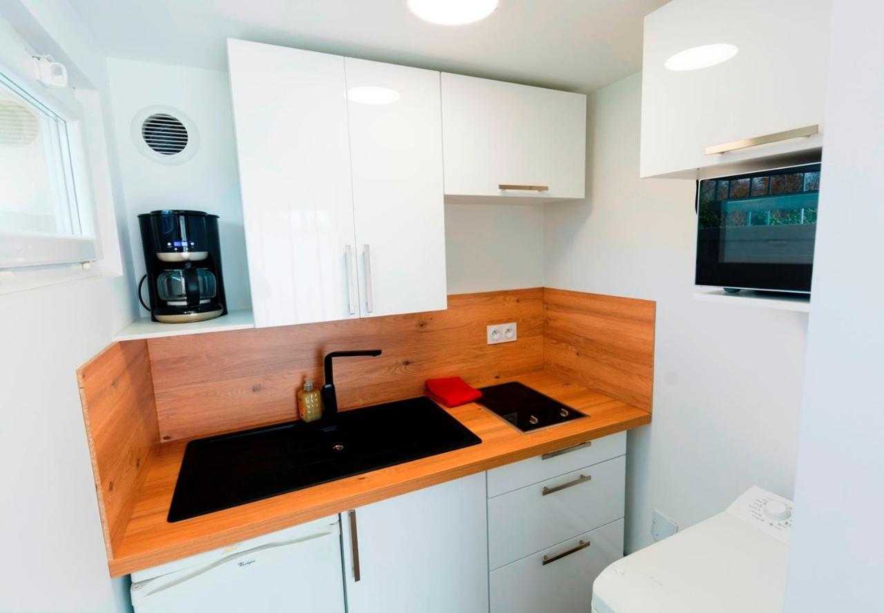 Lomener - La Goelette - 1 Appartement Avec 2 Chambres Et 2 Studios A 450M De La Plage بلومور المظهر الخارجي الصورة