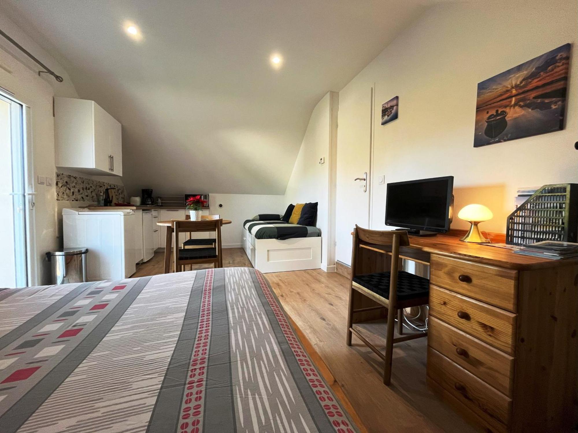 Lomener - La Goelette - 1 Appartement Avec 2 Chambres Et 2 Studios A 450M De La Plage بلومور المظهر الخارجي الصورة